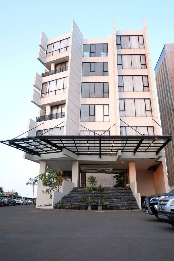 Rivoli Hotel Cakarta Dış mekan fotoğraf